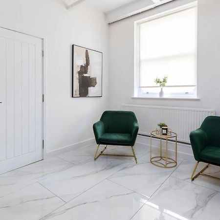 Luxury, Open Plan Apartment Bradford  Esterno foto
