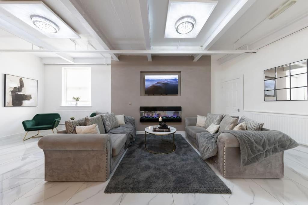 Luxury, Open Plan Apartment Bradford  Esterno foto