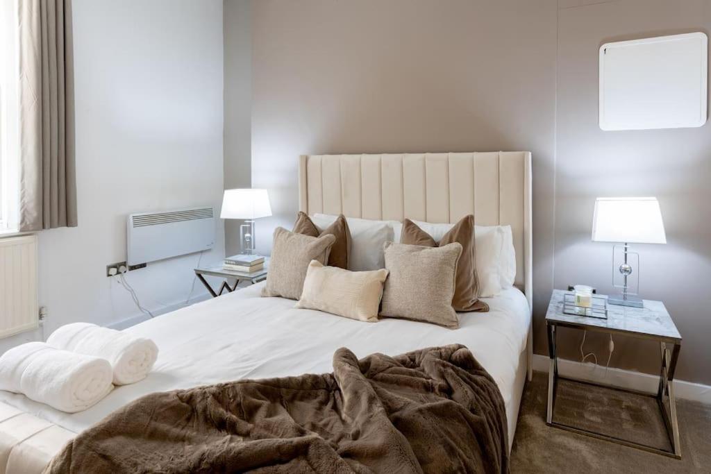 Luxury, Open Plan Apartment Bradford  Esterno foto